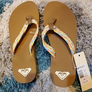 Roxy flip flops